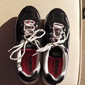 Dr. Scholl's Black and Pink Comfort Sneakers